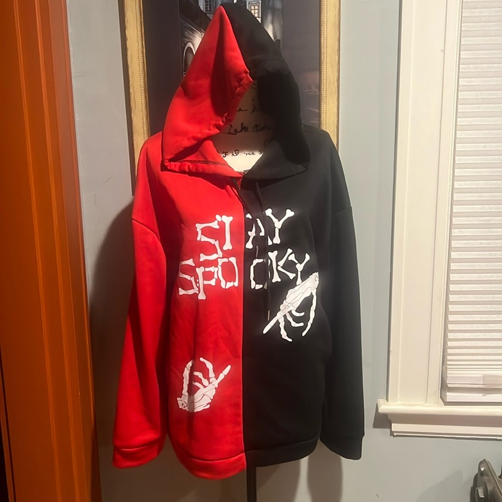 Shein Two-Toned Halloween-Themed Hooded Sweatshirt (L)